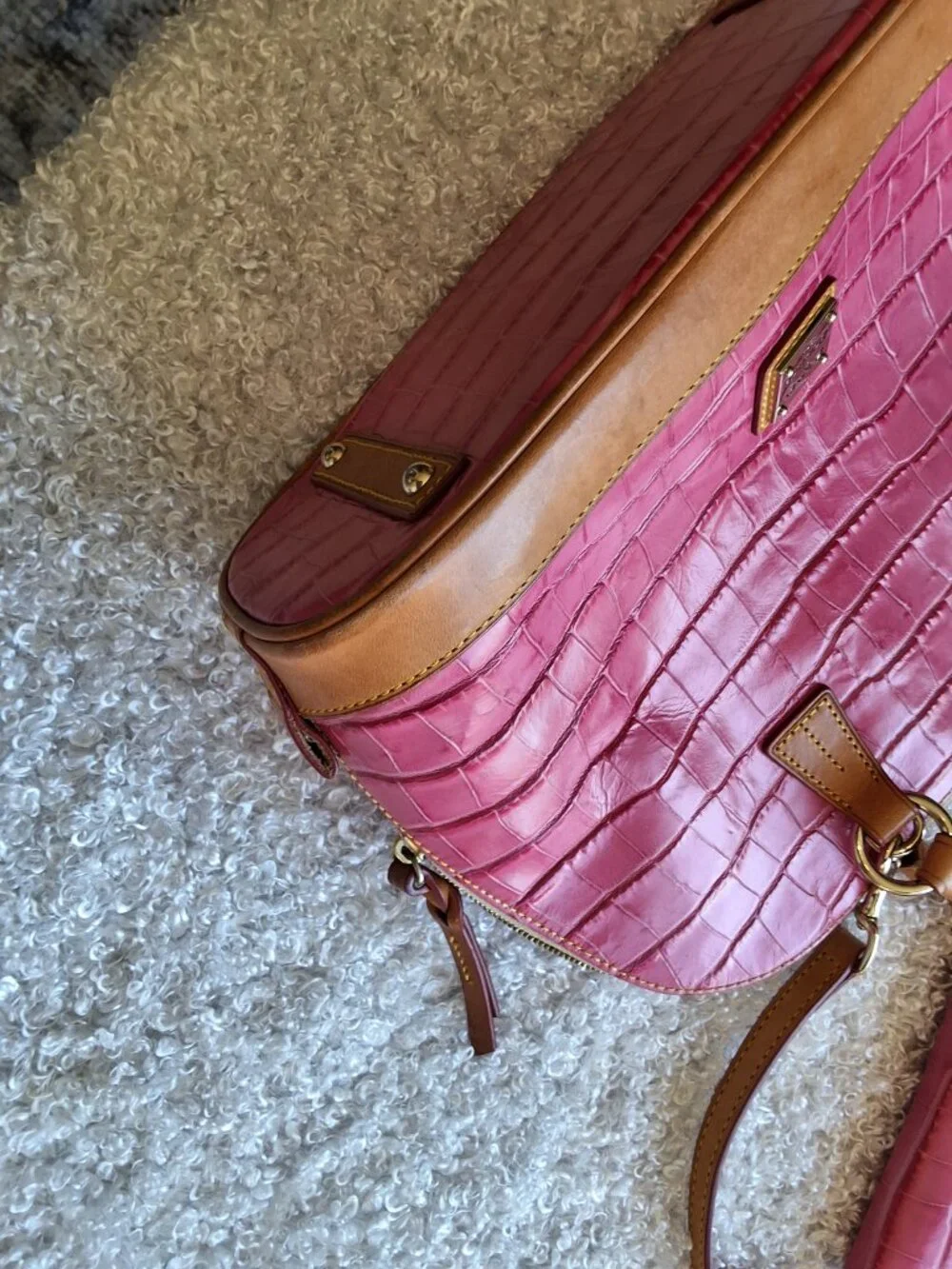 Dooney & Bourke excellent inside